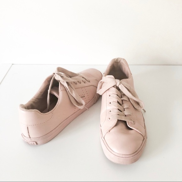 Tommy Hilfiger Shoes - Tommy Hilfiger Pink Sneakers